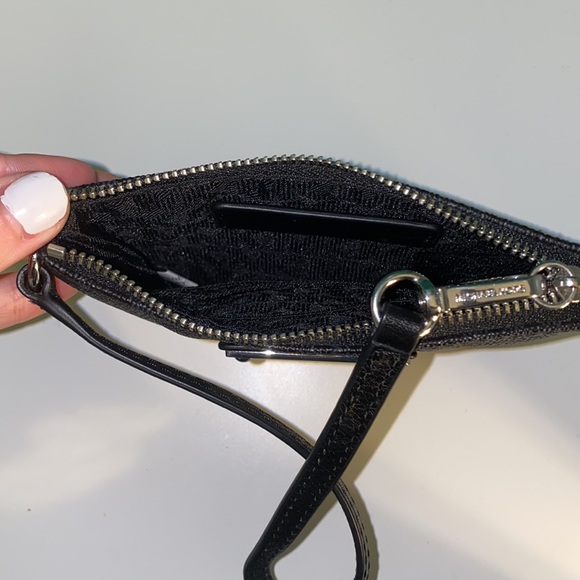 Michael Kors Wristlet - Picture 4 of 4